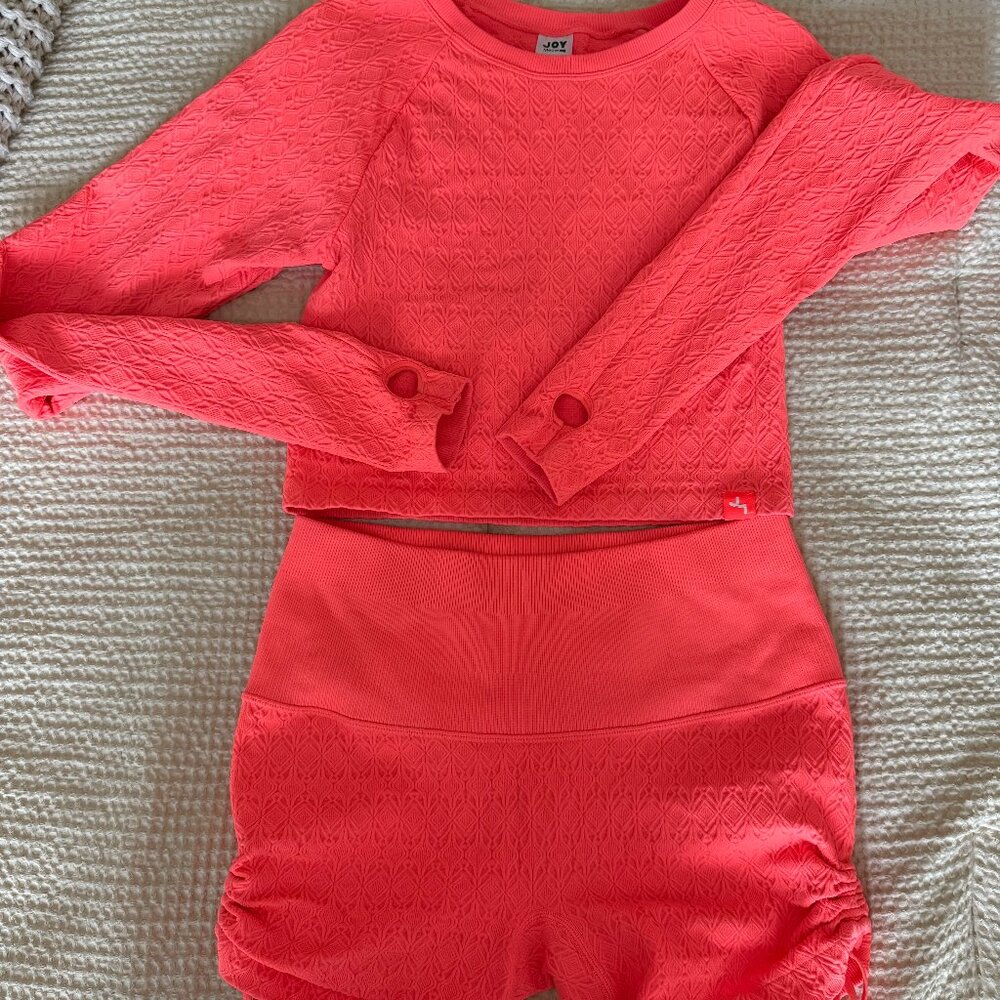JoyLab Cropped Fit Seamless Tee w/ Bike Shorts ~ Persimmon M